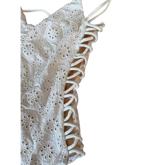 Amuse Society white side lace up one piece swimsuit - Picture 6 of 8